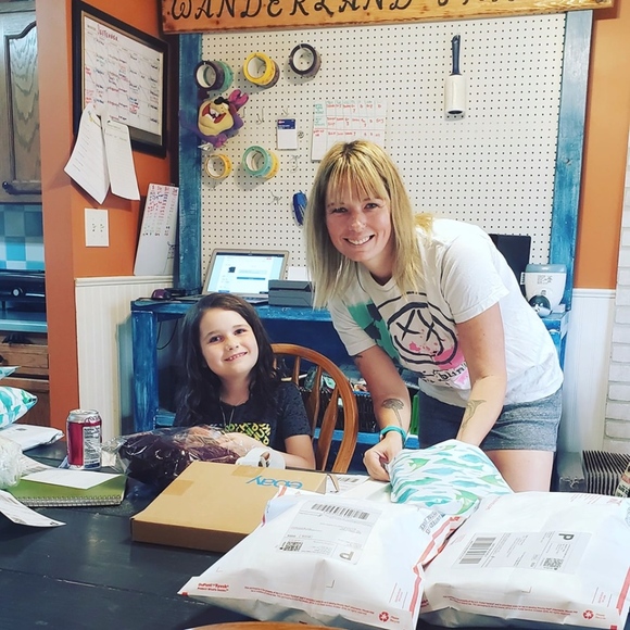 Meet your Posher, Kristina - Picture 3 of 9